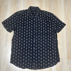 John Varvatos Shirt Mens X Large Skull Top Hat Print SS Button-up Shirt